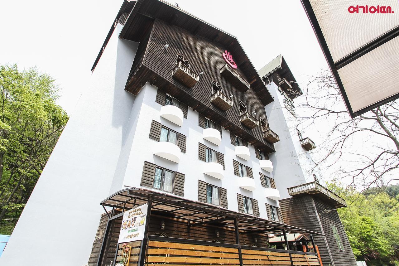 Garden Hotel ウィジョンブ エクステリア 写真