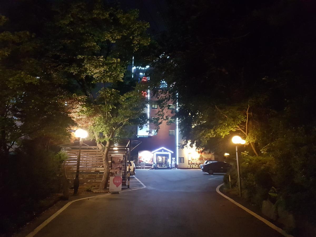 Garden Hotel ウィジョンブ エクステリア 写真